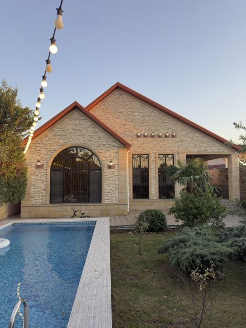 Satılır 4 otaqlı həyət evi/bağ evi 232 m² — Koʻchmas mulk