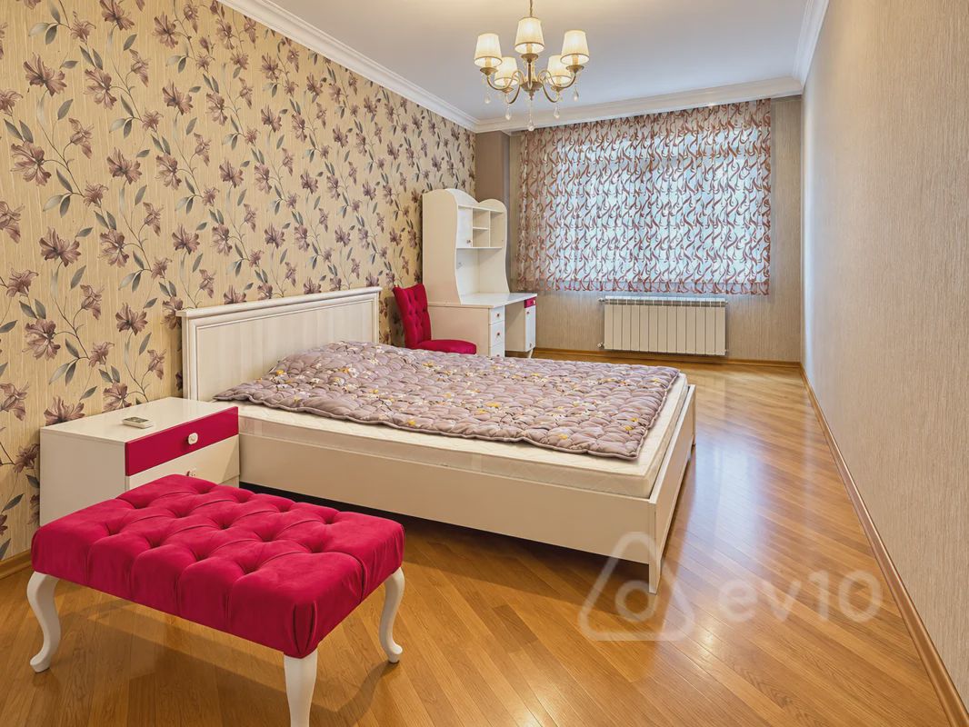 3 otaqlı mənzil, 138 m², Heydər Əliyev prospekti ilə Əliyar Əliyev küçələrinin kəsişməsi — kirayə — Mənzil, Bakı (4)