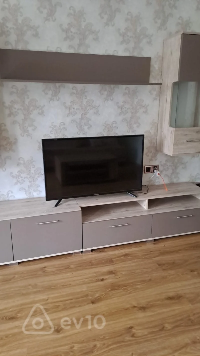 2 otaqlı mənzil, 80 m², Məhəmməd Hadi küçəsi — kirayə — Ülvi