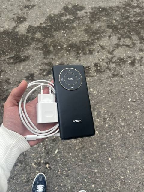 Honor X9b, 256 GB, rəng - Qara, Barmaq izi — 240 ₼ · Bakı · Honor Honor X9b, 256 GB, rəng - Qara, Barmaq izi — Bakı