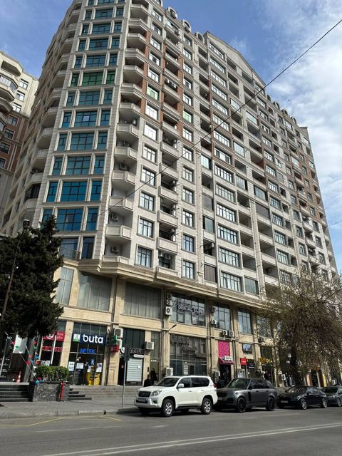 Satılır 3 otaqlı yeni tikili 125 m² — 579 000 ₼ · Bakı · Mənzil Satılır 3 otaqlı yeni tikili 125 m² — Bakı