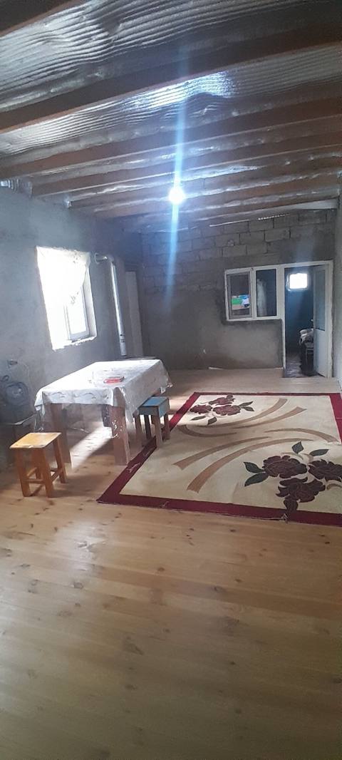 Dübəndi 3 otaqlı, 100 kv. m, Orta təmir — Uy, villa