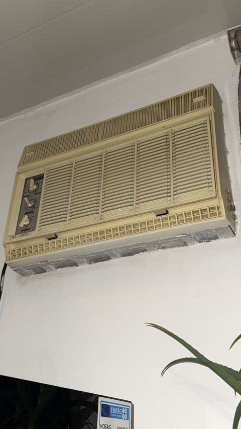 Kondisioner satilir. iwlekdi. 90 azn. 9mkr. SabinaSultan7814 — Bakı