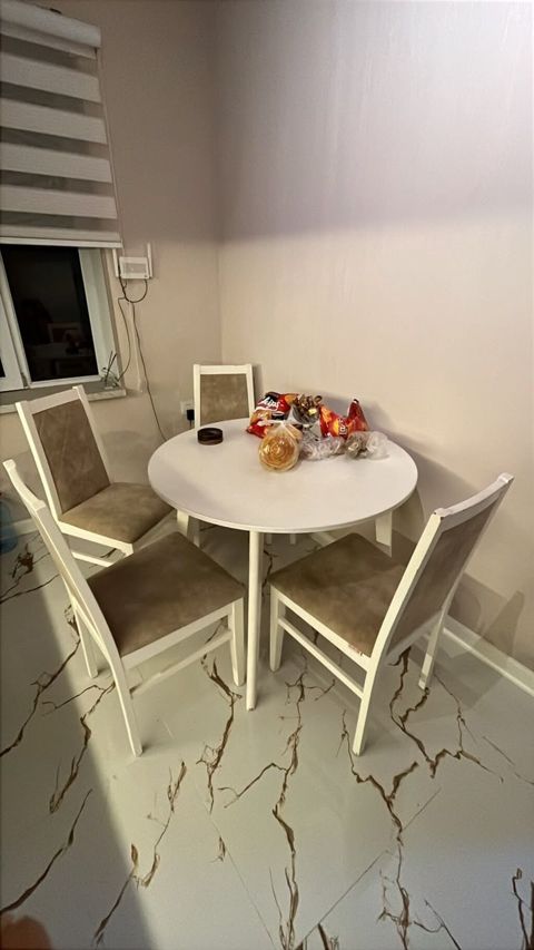 Masa dəsti satılır 250₼. Ünvan binə qəs. 8380. Fatimə99 — 250 ₼ · Bakı · Mebel Masa dəsti satılır 250₼. Ünvan binə qəs. 8380. Fatimə99 — Bakı