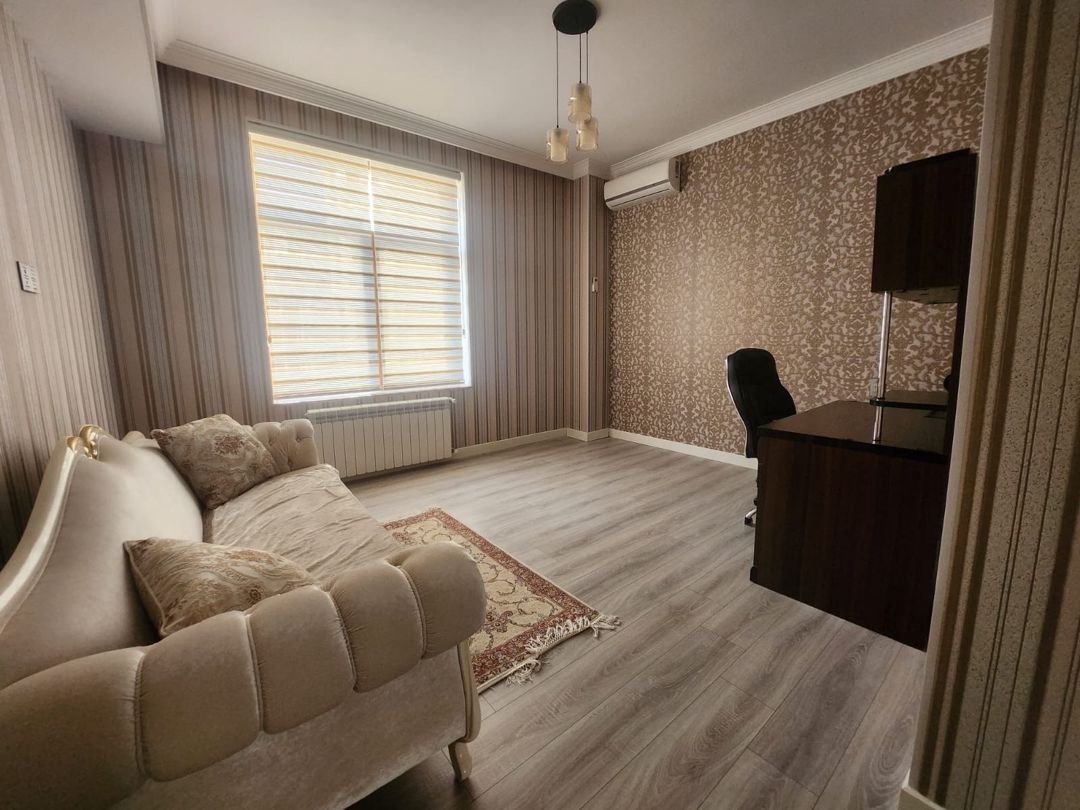 İcarəyə verilir 5 otaqlı yeni tikili 220 m² — Mənzil, Bakı (4)