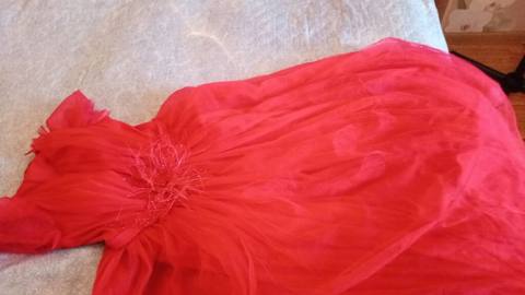 Qırmızı ziyafət/gecə paltarı - Rəng: parlaq qırmızı - Stil: uzun — 30 ₼ · Sumqayıt · Axşam paltarları Qırmızı ziyafət/gecə paltarı - Rəng: parlaq qırmızı - Stil: uzun — Sumqayıt