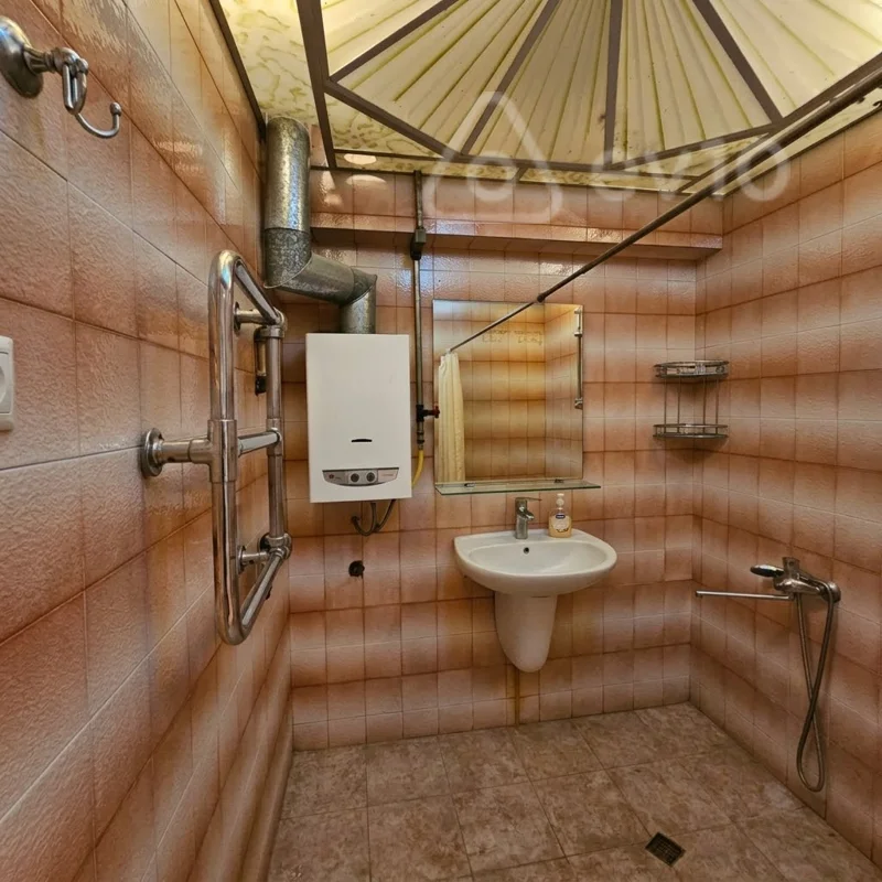 2 otaqlı mənzil, 70 m², Sabit Orucov küçəsi — kirayə — Mənzil, Bakı (10)