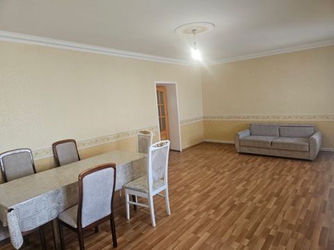 İcarəyə verilir 4 otaqlı yeni tikili 120 m² — Bakı