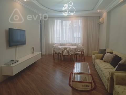 3 otaqlı mənzil, 70 m², insaatcilar pr — kirayə — Bakı