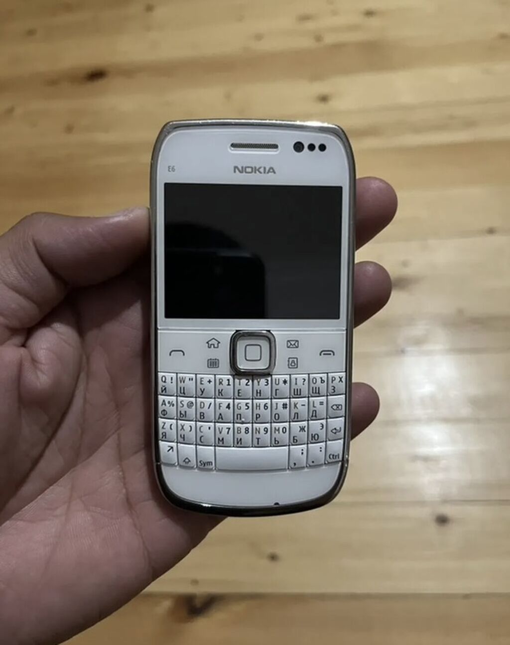 Nokia E6, rəng - Ağ, Sensor — Nokia, Bakı
