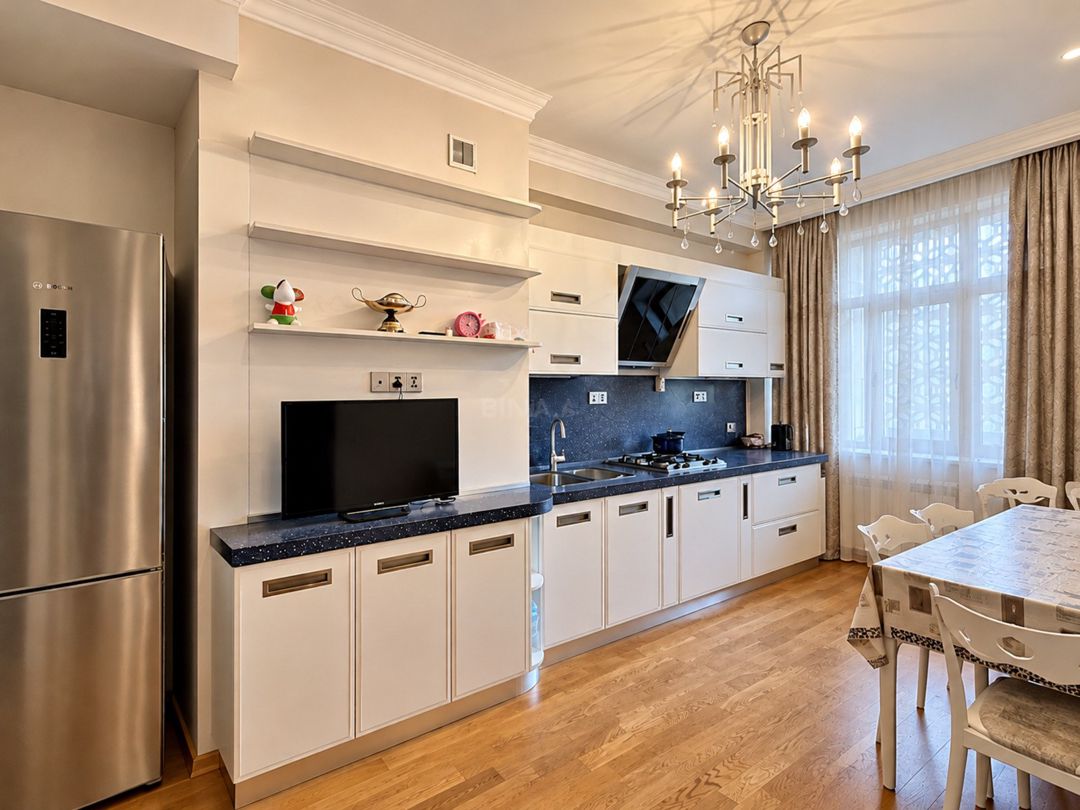İcarəyə verilir 3 otaqlı yeni tikili 138 m² — Mənzil, Bakı (11)