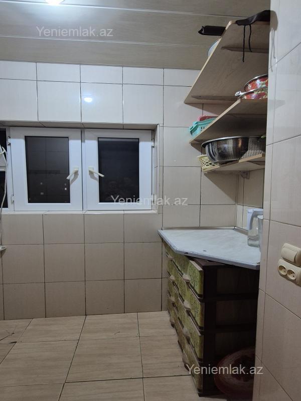 Satılır 3 otaqlı Bina evi menzil (Köhnə tikili), 73 m², 6-cı mikrorayon — Mənzil, Sumqayıt (10)