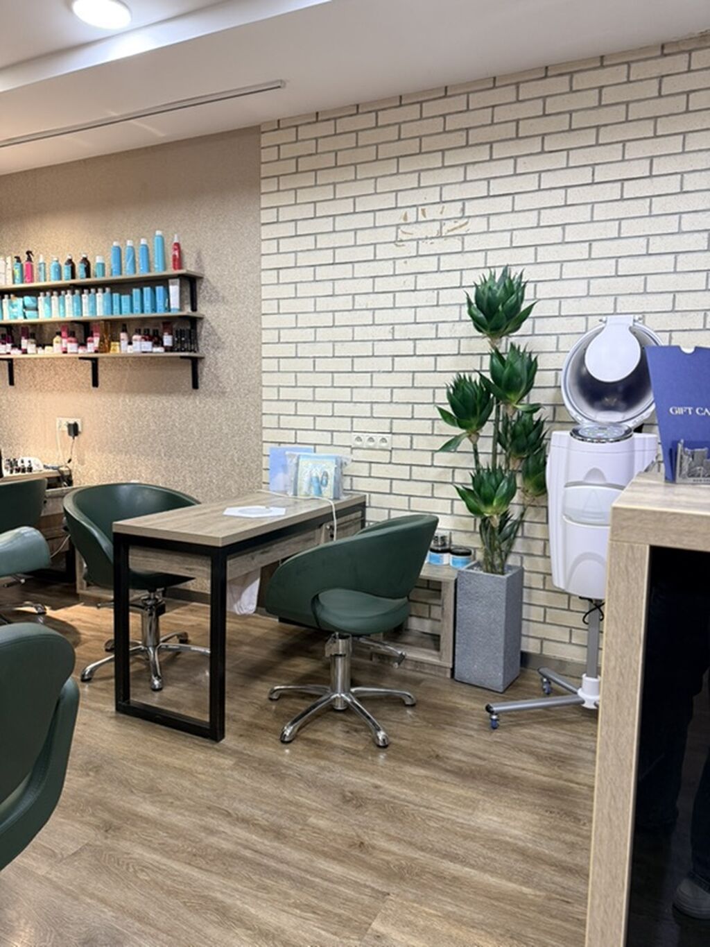 Gözəllik salonu üçün mebel Tam ela veziyetdedir. Qiymetleri yerinde — Salon mebeli, Bakı (3)