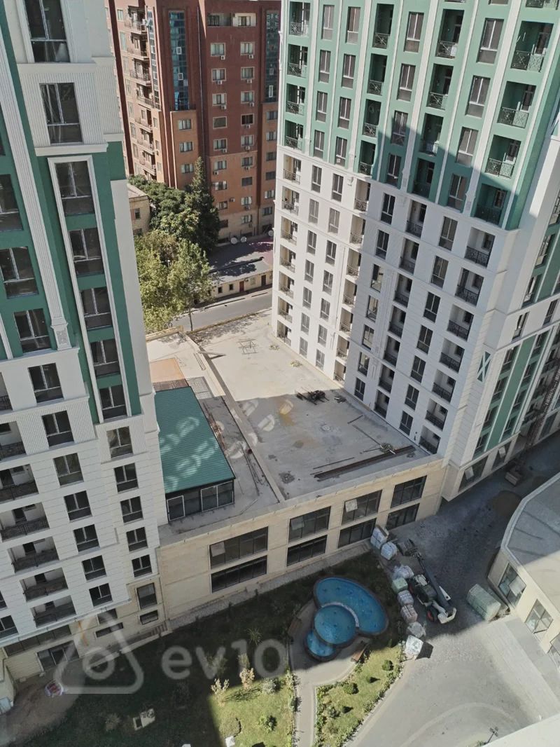 For sale: 3-room apartment (new building), 142 m² — Mənzil, Bakı (10)