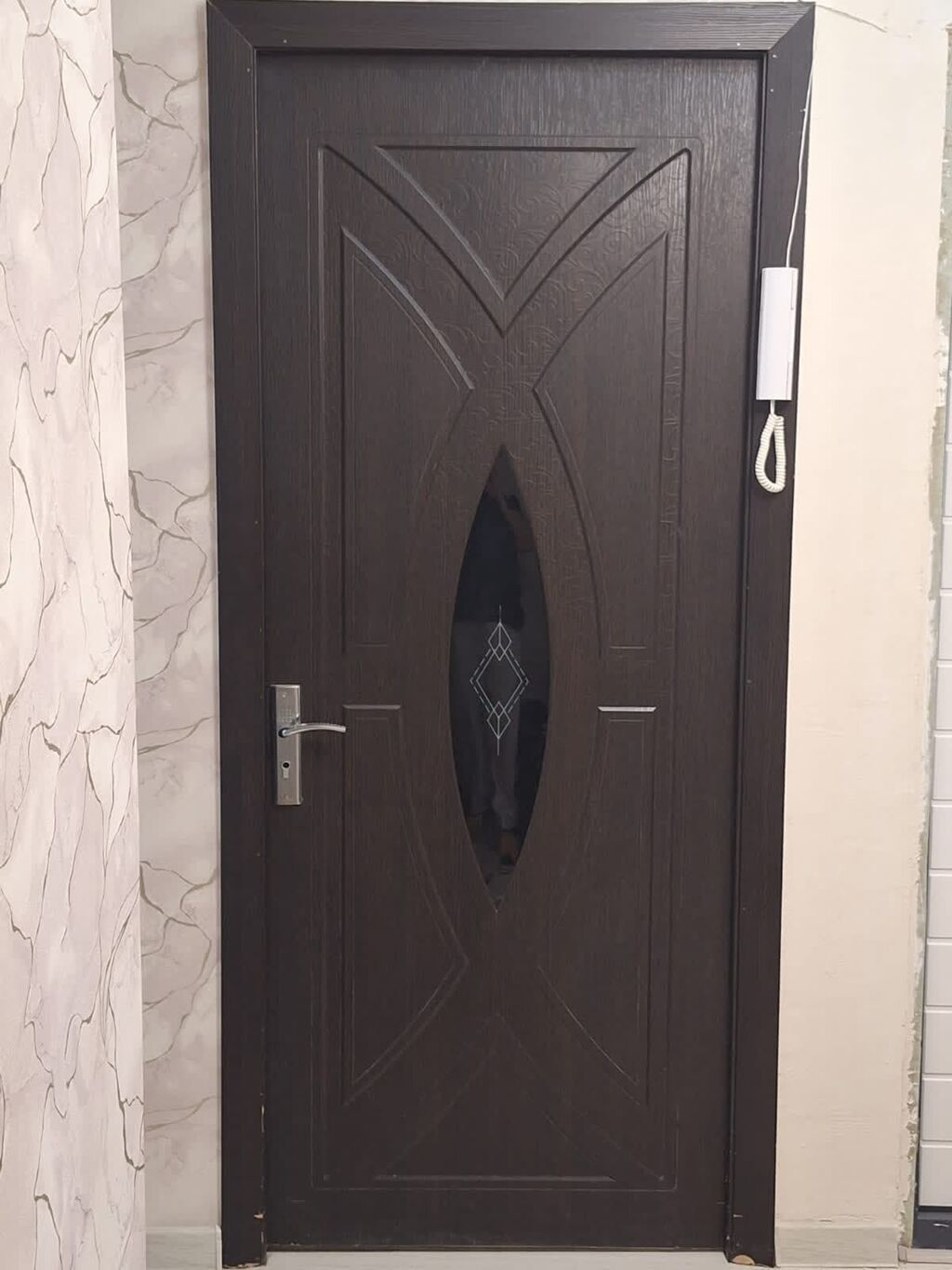 Qapi 3eded 50azn biri Bineqedi 1564 leli — Pəncərələr, qapılar, balkonlar, Bakı