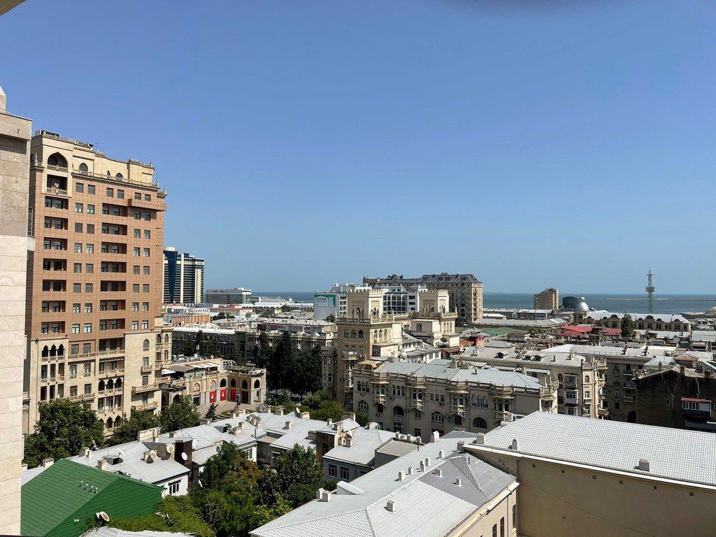 Satılır 3 otaqlı yeni tikili 152 m² — Mənzil, Bakı (2)