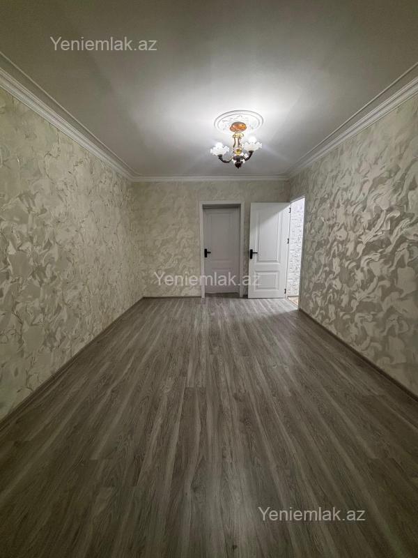 Satılır 2 otaqlı Bina evi menzil (Köhnə tikili), 50 m², 3-cü mikrorayon — Mənzil, Sumqayıt (3)