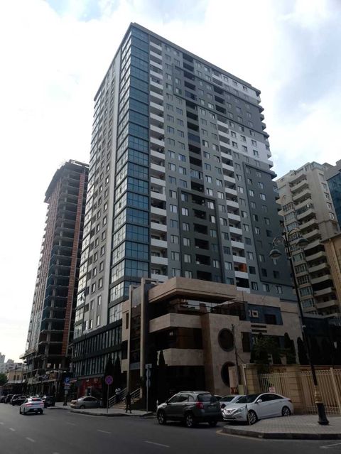 Satılır 4 otaqlı yeni tikili 202 m² — 640 000 ₼ · Bakı · Mənzil Satılır 4 otaqlı yeni tikili 202 m² — Bakı