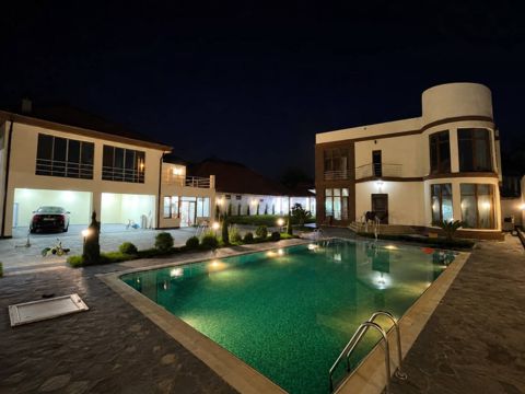 Satılır 6 otaqlı həyət evi/bağ evi 300 m² — Bakı