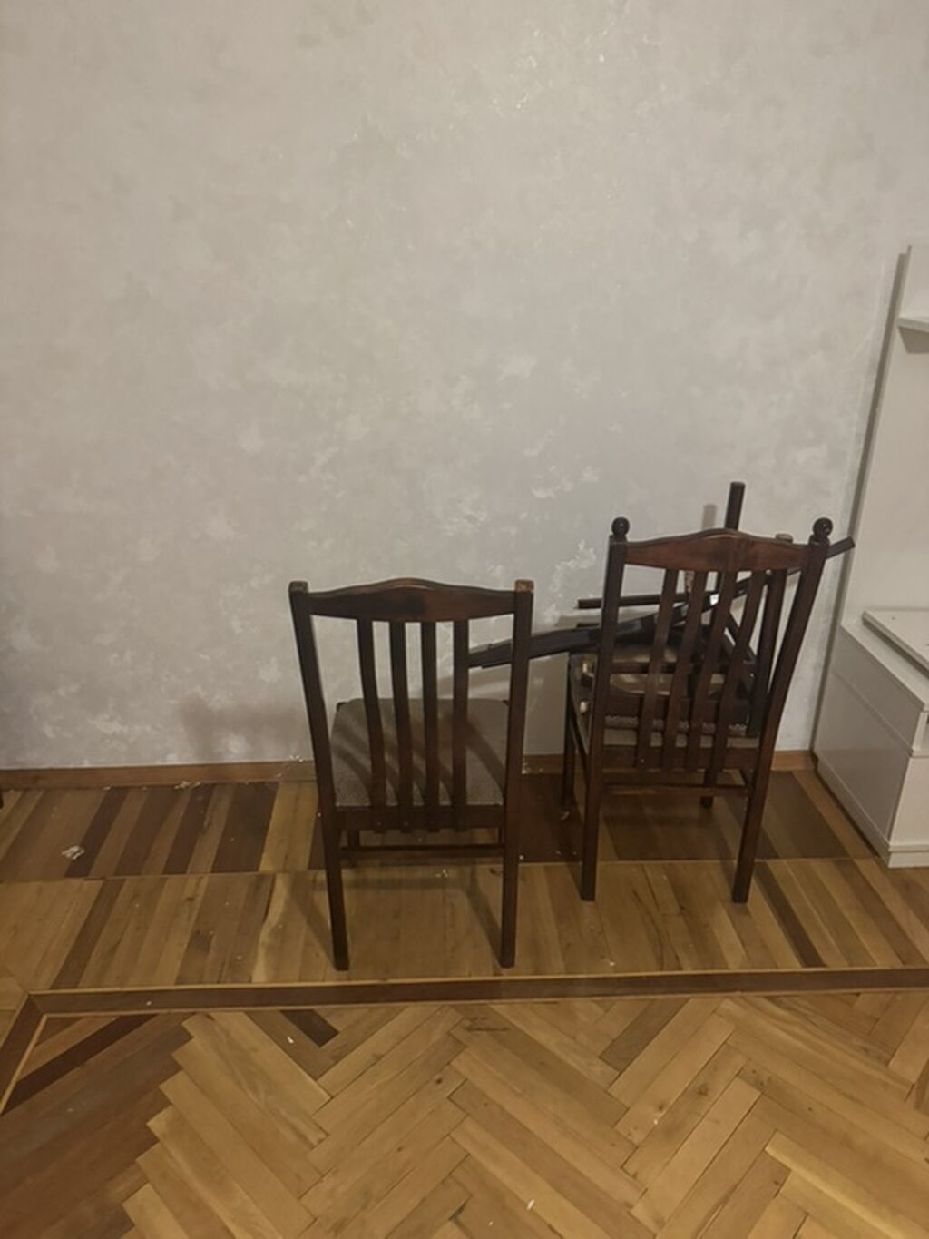 Şəkildə gördüyünüz bütün əşyalar pulsuz verilir. Ehtiyacı olan hər bir — Qonaq otağı üçün, Bakı (6)
