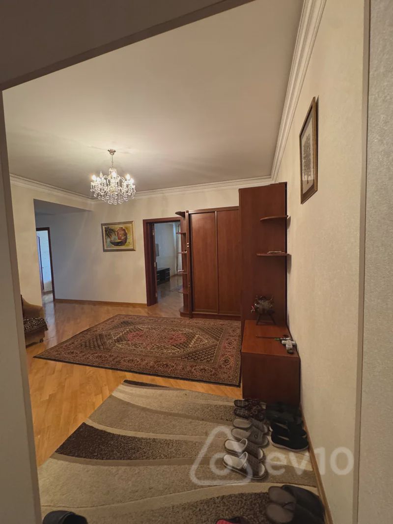 3 otaqlı mənzil, 140 m², Mətbuat prospekti — Mənzil, Bakı (5)
