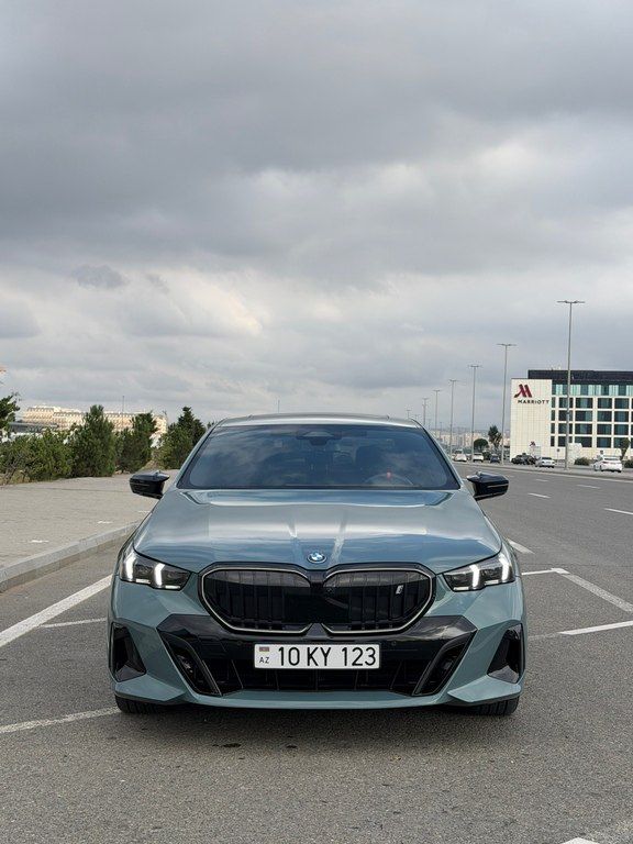 BMW i5, 83.9 kWh, 2024 il, 44 000 km 10-KY-123 — Avtomobillər, Bakı (3)