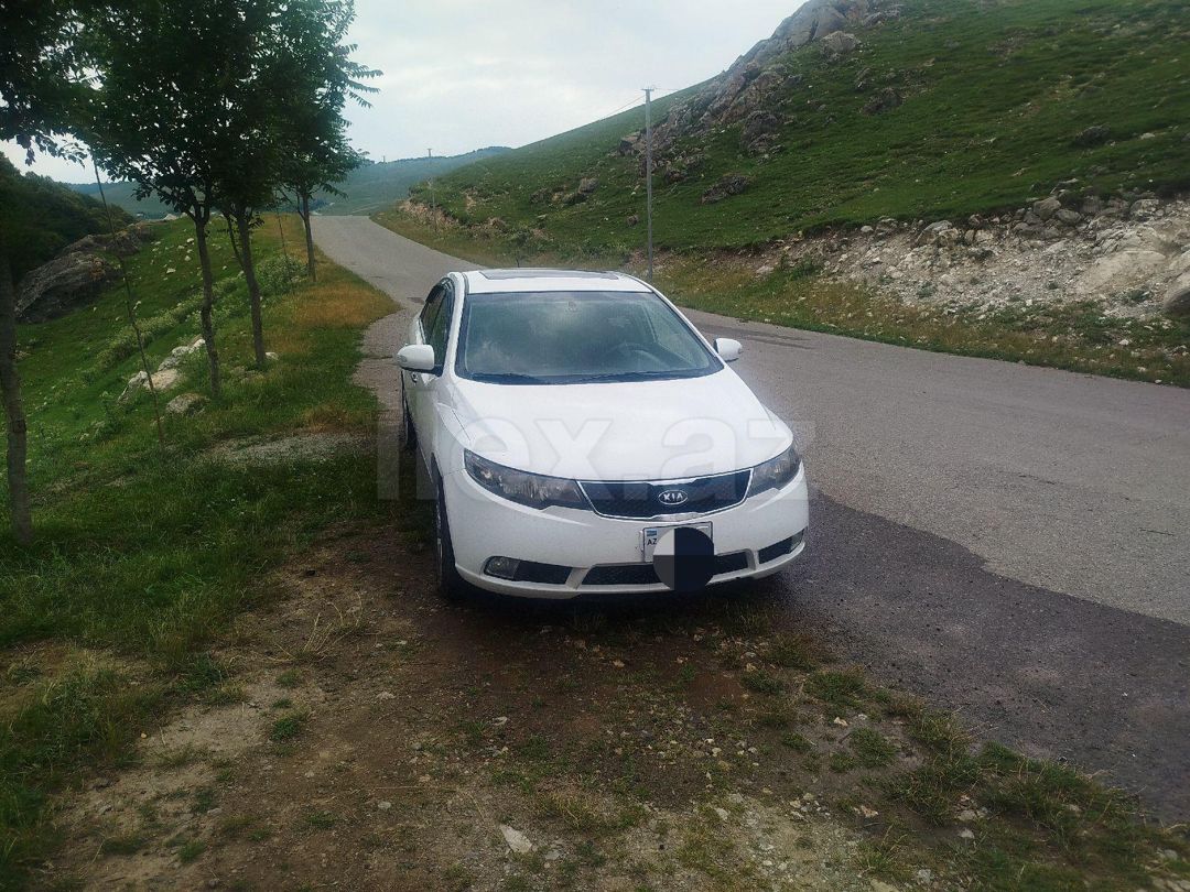 2010 Kia Cerato, 2.0 L, 2010, 325,000 km — Avtomobillər, Bakı (3)