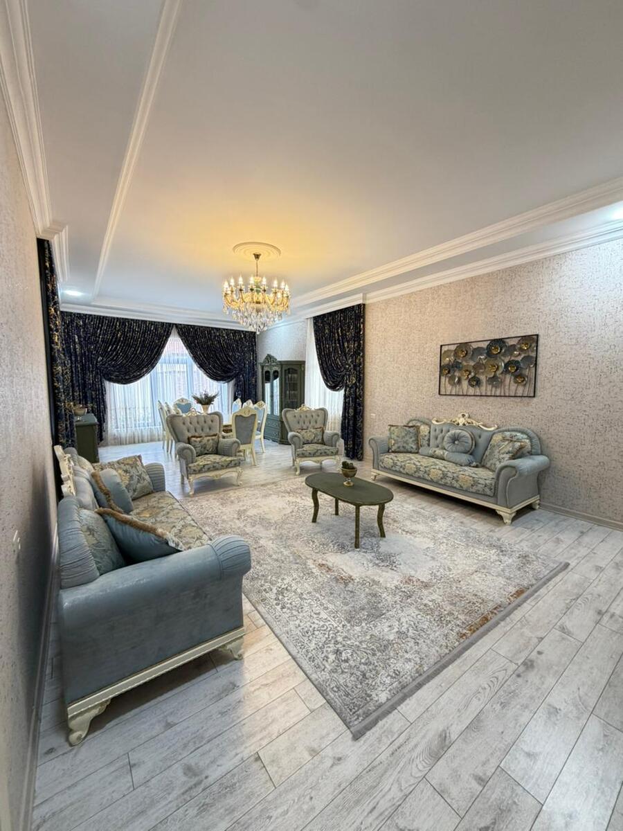 Satılır 6 otaqlı həyət evi/bağ evi 330 m² — Ev, villa, Bakı (12)