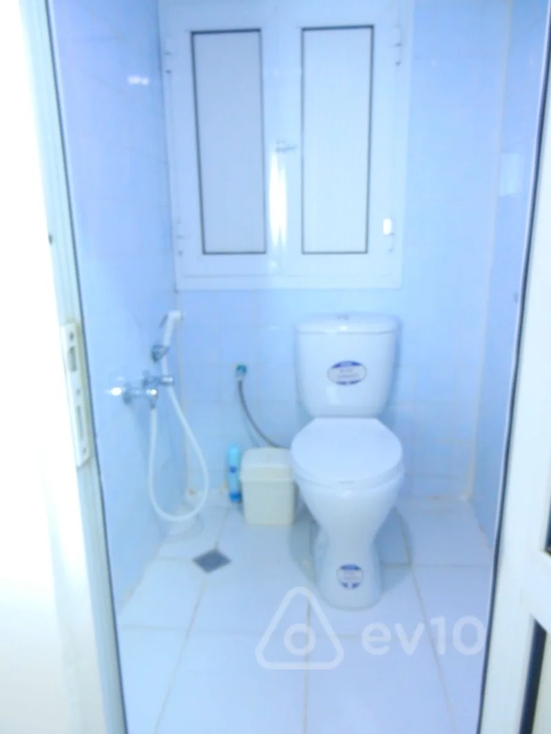 2 otaqlı mənzil, 70 m², Ismail bəy Qutqaşinli — kirayə — Mənzil, Bakı (6)
