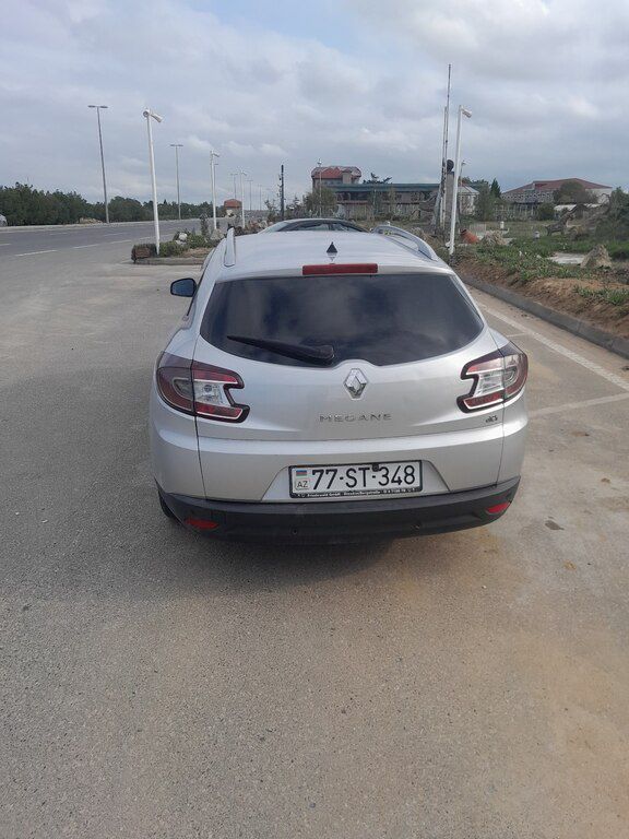 Renault Megane, 1.5 L, 2011 il, 424 000 km 77-ST-348 — Avtomobillər, Bakı (2)