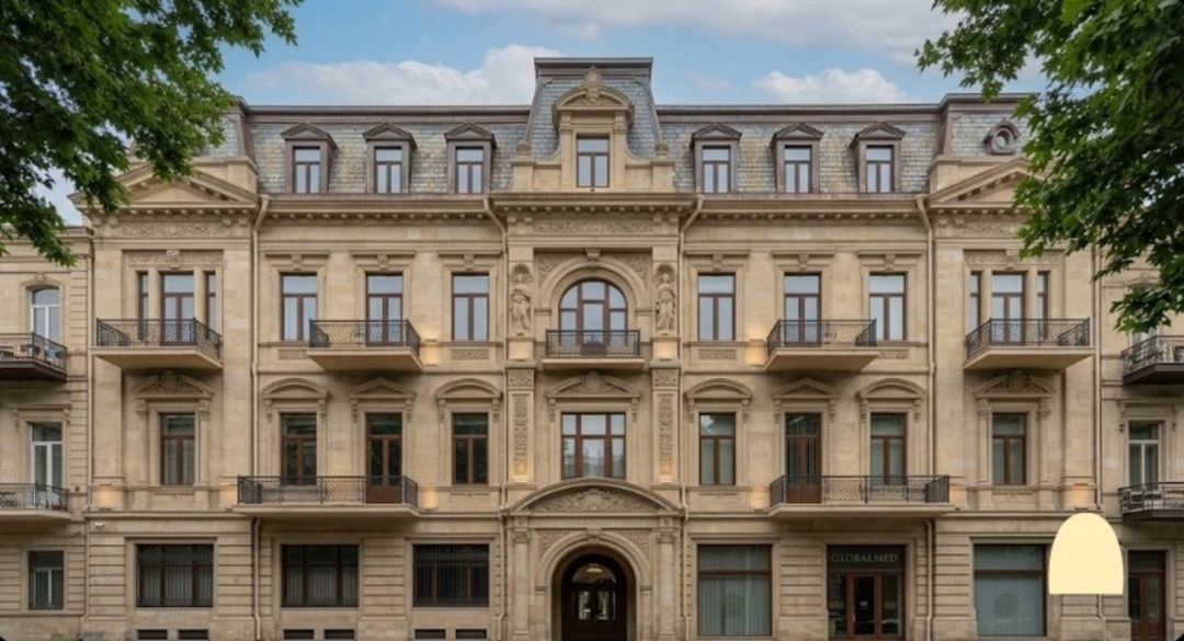 Satılır 4 otaqlı köhnə tikili 200 m² — Mənzil, Bakı