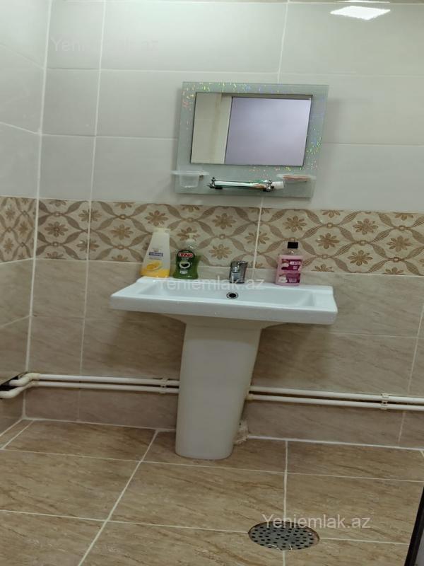 Satılır 3 otaqlı Bina evi menzil (Köhnə tikili), 70 m², 13-cü mikrorayon — Mənzil, Sumqayıt (2)