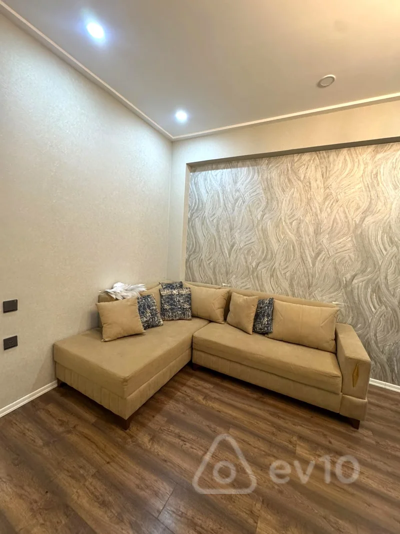 2 otaqlı mənzil, 80 m², Əhmədli metrosu Sarayevo — kirayə — Bakı