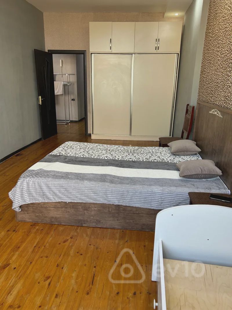 2 otaqlı mənzil, 80 m², neapol dairesi — kirayə — Mənzil, Bakı (7)
