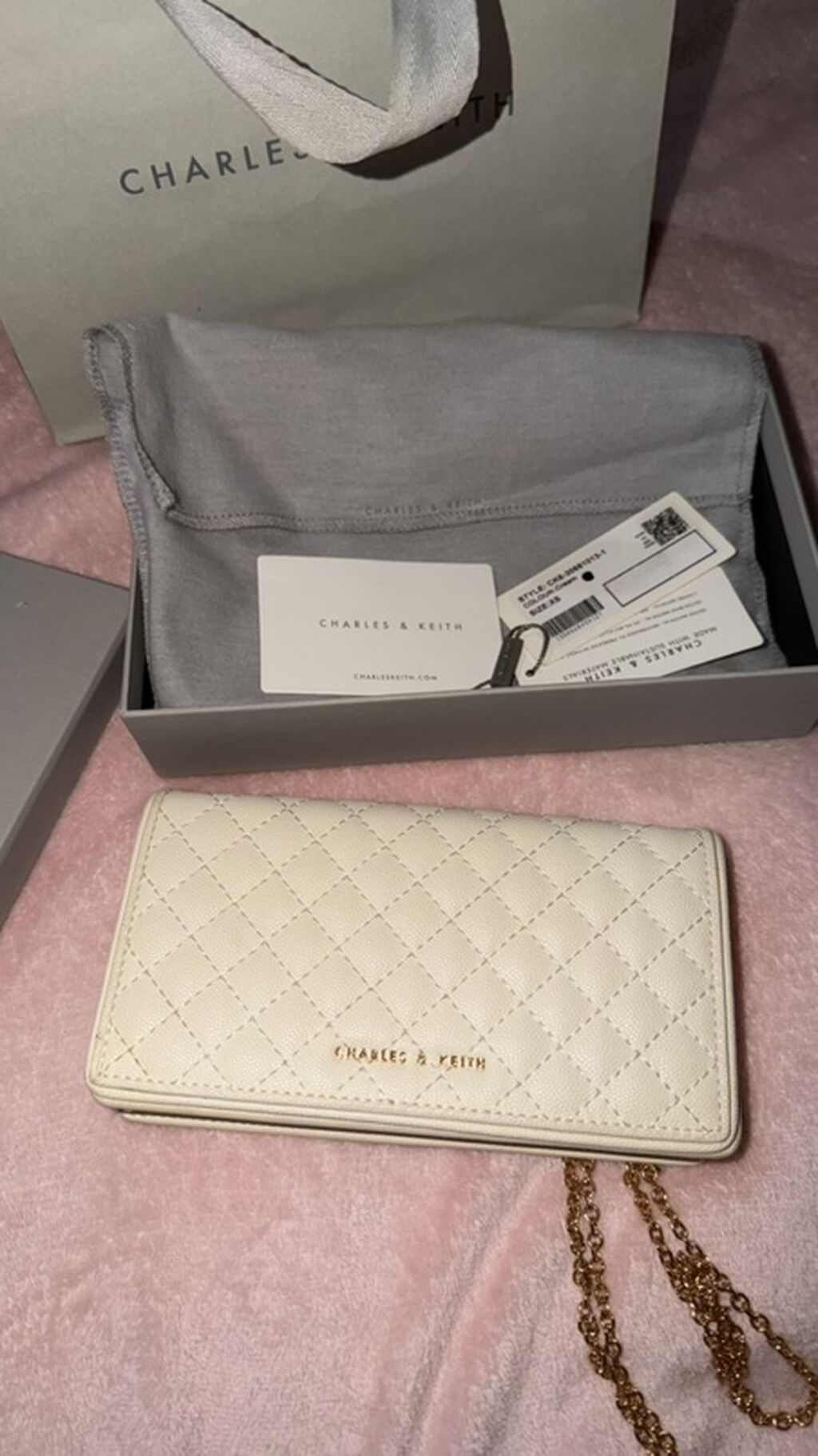 Klatç, Charles & Keith, İşlənmiş — Çantalar, çamadanlar, cüzdanlar, Digah (6)
