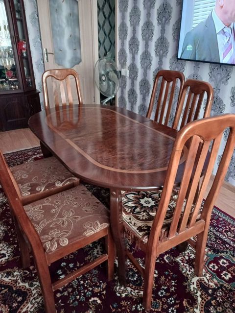 Tahirə xanım Masa dəsti yaxşı vəziyyətdə cox 150 man satilir — 150 ₼ · Bakı · Masalar və stullar Tahirə xanım Masa dəsti yaxşı vəziyyətdə cox 150 man satilir — Bakı