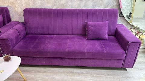 Bənövşəyi rəngli, müasir dizaynlı 3 nəfərlik divan. - Parça: yumşaq — 100 ₼ · Bakı · Divanlər Bənövşəyi rəngli, müasir dizaynlı 3 nəfərlik divan. - Parça: yumşaq — Bakı