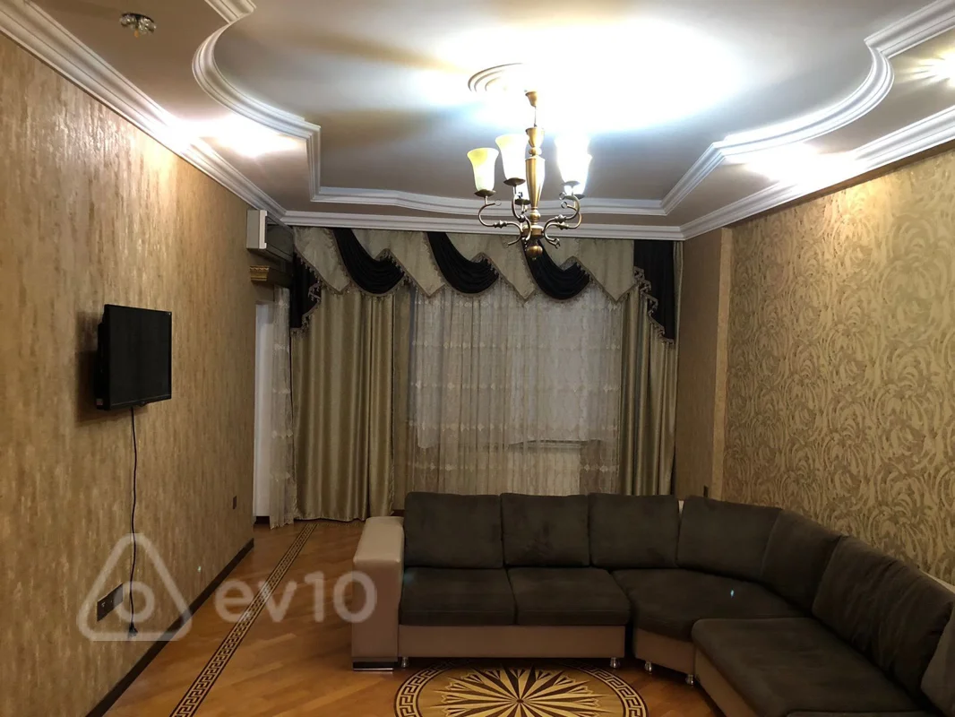 3 otaqlı mənzil, 150 m², m.hadi — kirayə — Bakı