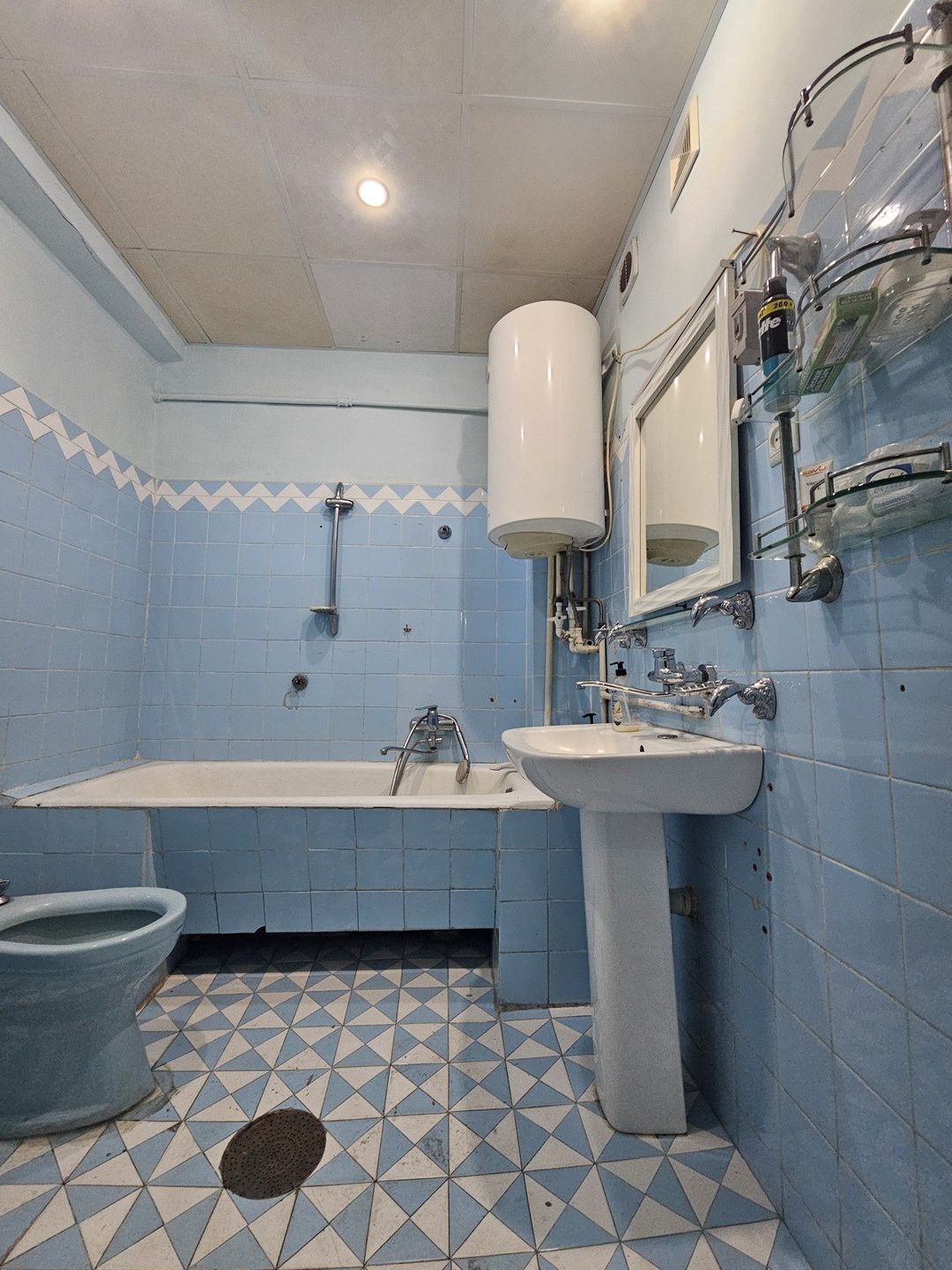 Satılır 4 otaqlı köhnə tikili 145 m² — Mənzil, Bakı (12)
