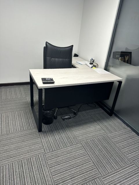 Ofis mebel dəsti Menecer masa dəsti əsas masa1400*700*750 və yan — 1 ₼ · Saray · Ofis mebeli Ofis mebel dəsti Menecer masa dəsti əsas masa1400*700*750 və yan — Saray