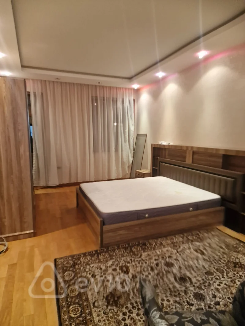 3 otaqlı mənzil, 180 m², Heydər Əliyev prospekti, Xırdalan — kirayə — Xırdalan
