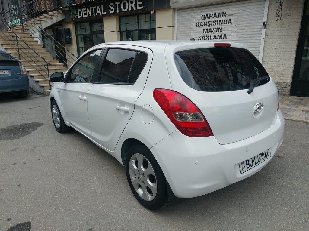 Hyundai i20, 1.4 L, 2011 il, 200 453 km 90-LG-540 — Avtomobillər, Bakı (8)