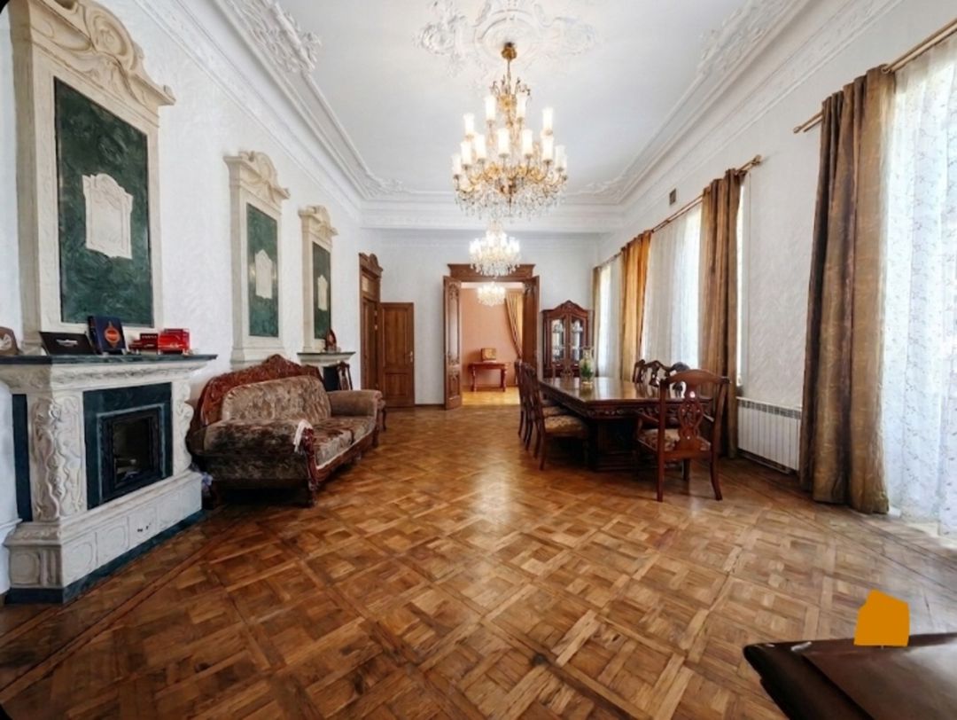 Satılır 4 otaqlı köhnə tikili 200 m² — Mənzil, Bakı (4)