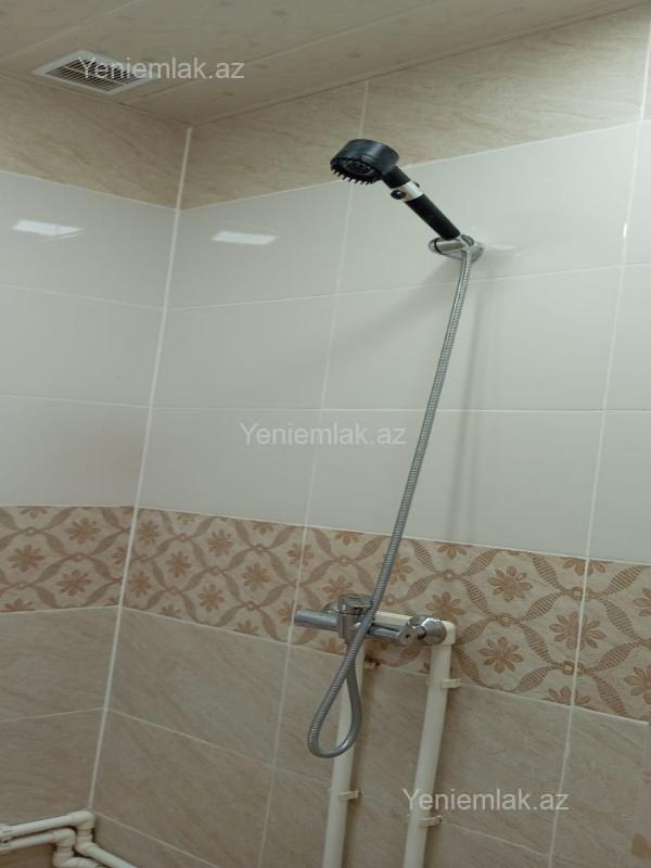 Satılır 3 otaqlı Bina evi menzil (Köhnə tikili), 70 m², 13-cü mikrorayon — Mənzil, Sumqayıt (3)