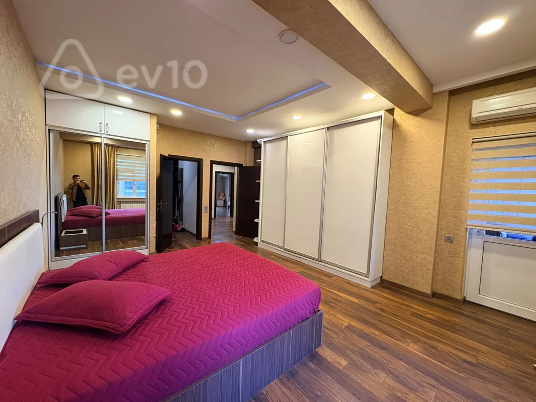 4 otaqlı mənzil, 200 m², м Хатаи — kirayə — Mənzil, Bakı (2)
