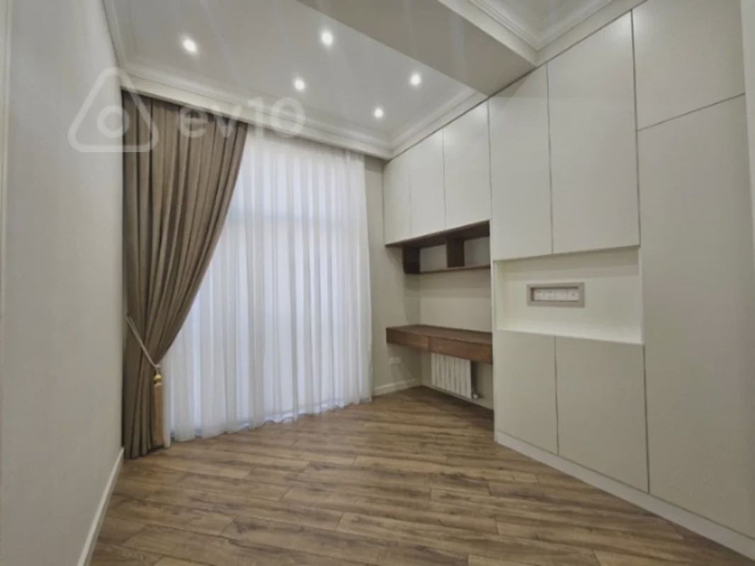 4 otaqlı mənzil, 149 m², 28 may metro — Mənzil, Bakı (3)