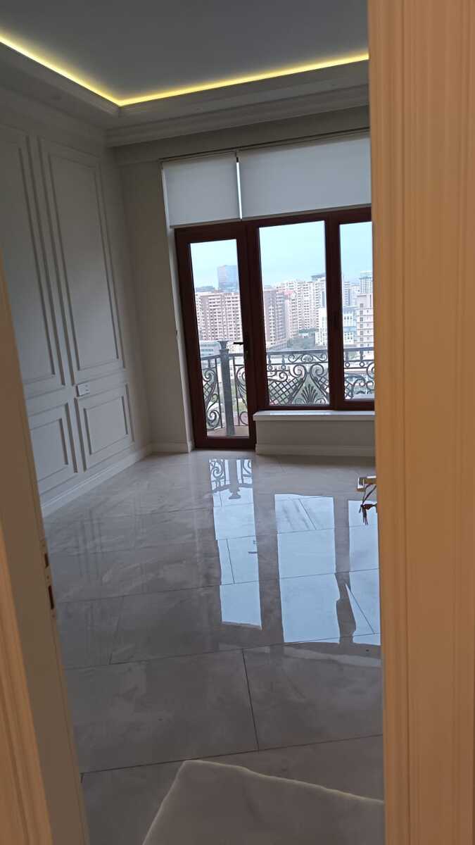 İcarəyə verilir 4 otaqlı yeni tikili 202 m² — Mənzil, Bakı (9)