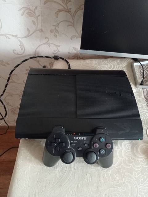 Sony PlayStation 3 Super Slim oyun konsolu - Model: PS3 Super Slim — Bakı