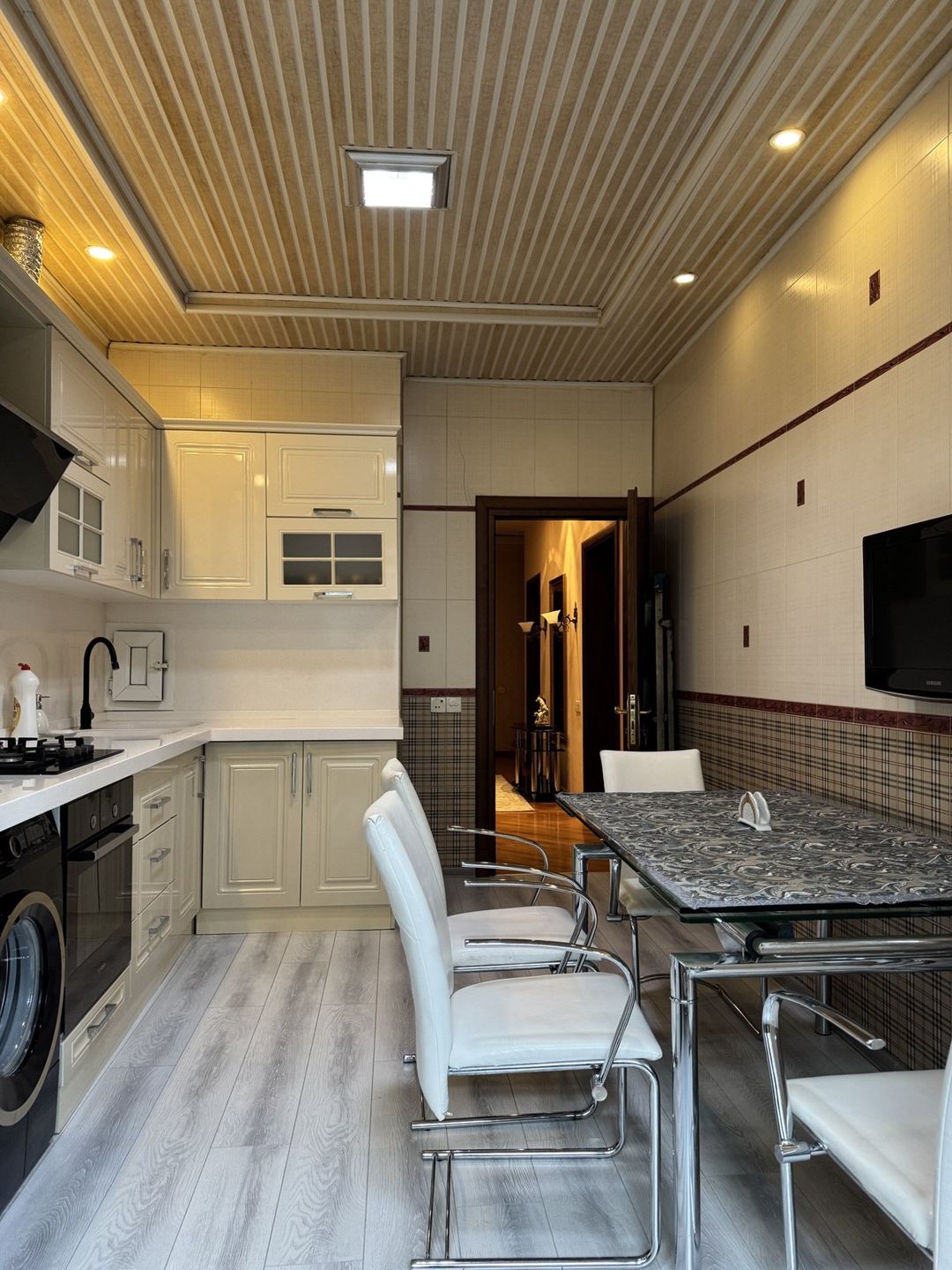 İcarəyə verilir 3 otaqlı yeni tikili 135 m² — Mənzil, Bakı (4)