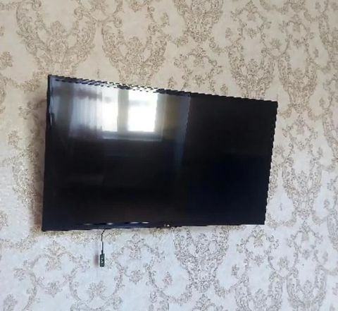 LG Tv 107 sadə ekran 150 azn satılır heç bir poblemi yoxdur ünvan — 150 ₼ · Bakı · Televizorlar LG Tv 107 sadə ekran 150 azn satılır heç bir poblemi yoxdur ünvan — Bakı